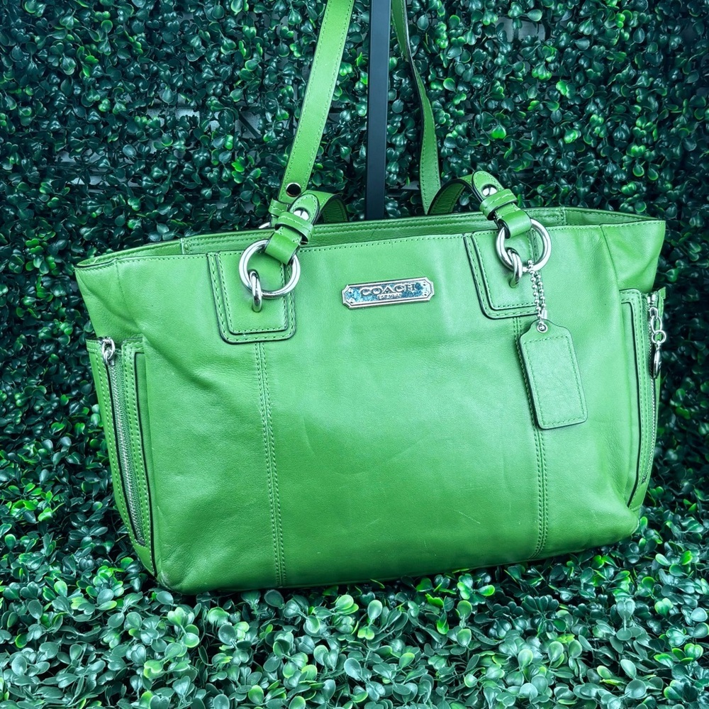 COACH GALLERY TOTE BAG WITH EXTERIOR SIDE POCKET SILVER TONE HARDWARE